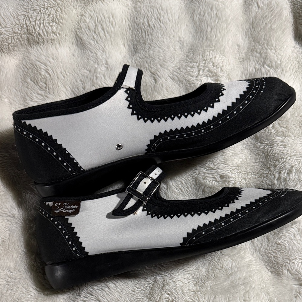 Hot Chocolate Black and White Mary Jane Flats - Picture 2 of 6